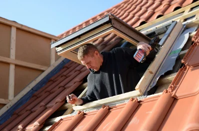 Pose de fenêtres de toit Velux à Sablons